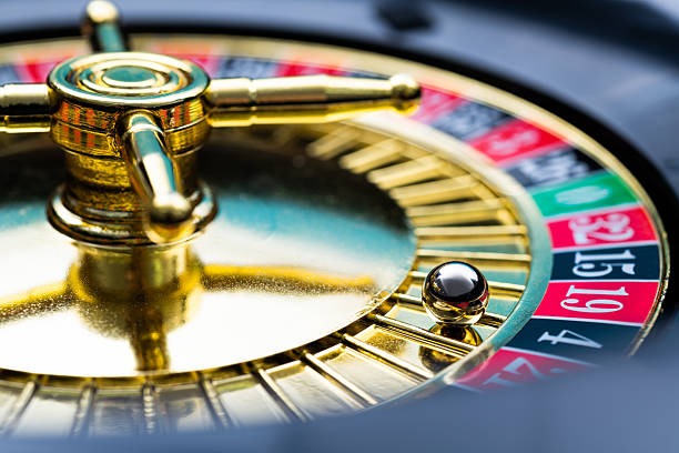 Slot game interface showing Aviator and Sweet Bonanza titles on 1xbet apk